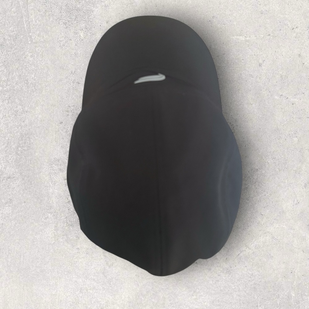 Fabletics 5 Panel Cap - Picture 4 of 6